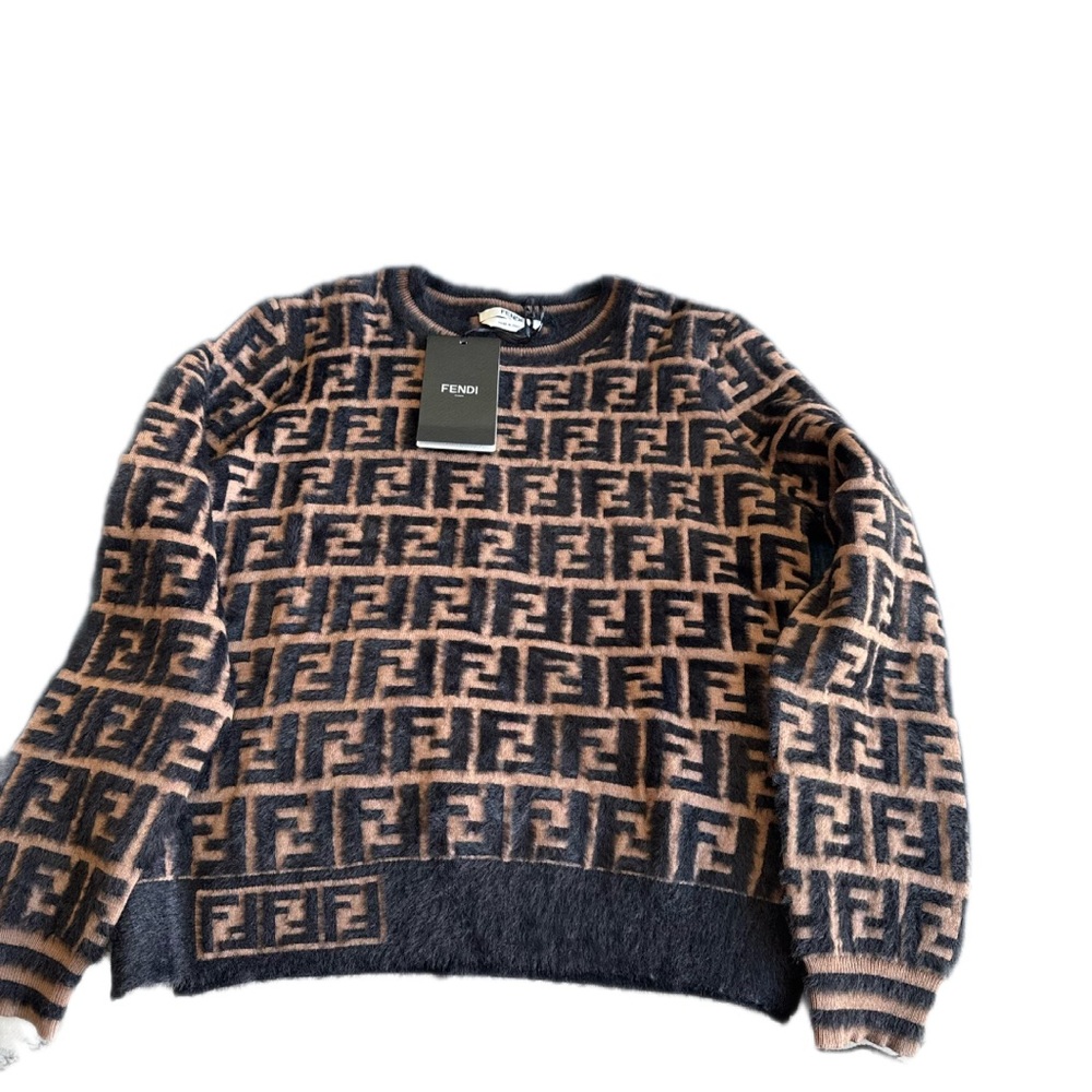 Fendi Women's Sweater in Black and Tan